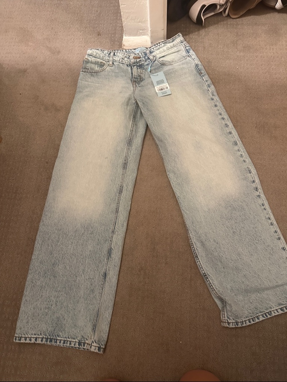 REVICE Light Wash Wide Leg Jeans
